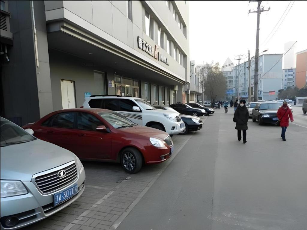 진지앙 인 심양 노스 역 호텔 선양 외부 사진